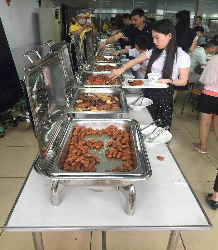 自助餐活动现场