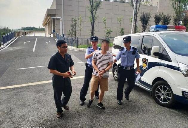 重庆一中院拘留重庆大学食堂承包人