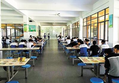 宁海县知恩中学首家“5H示范食堂”全新面世